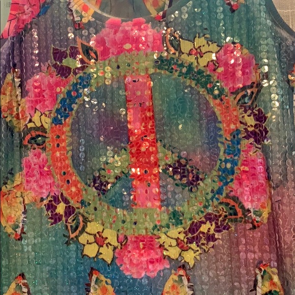 NEW Fabulous sequin sleeveless “peace” shirt NWT - Picture 2 of 3